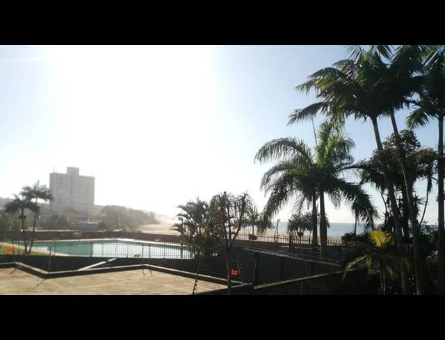 3 BEDROOM APARTMENT FOR SALE IN MARGATE BEACH